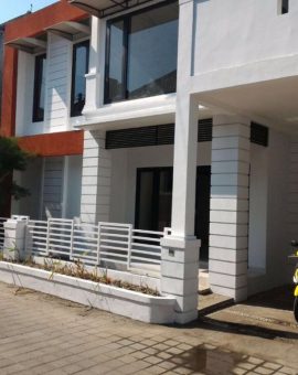 Good Investment !! House At One Gate System Complex in Kerobokan For Sale