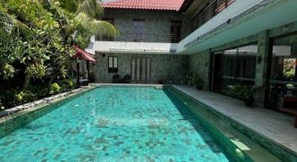 Luxury Villa Only 8 Minutes to Jimbaran Seafood